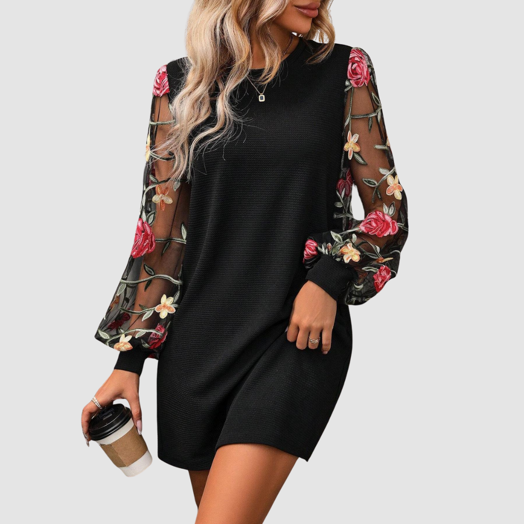 Robe Longue à Manches en Dentelle Shara™ | Héritage