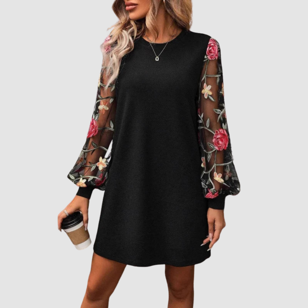 Robe Longue à Manches en Dentelle Shara™ | Héritage