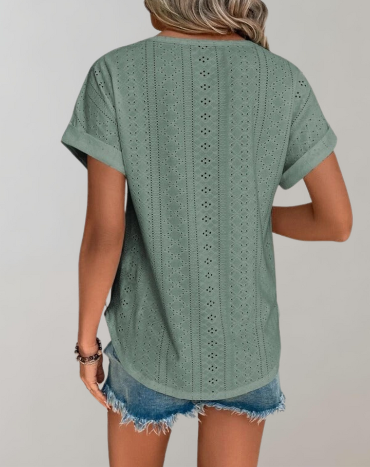 Jannicke | Blouse d'été légère avec délicate broderie ajourée
