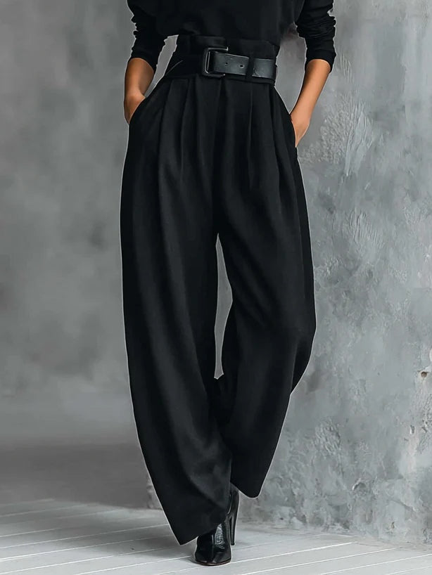 Lisa™ | Ensemble Noir 2 Pièces avec Ceinture | Boutique