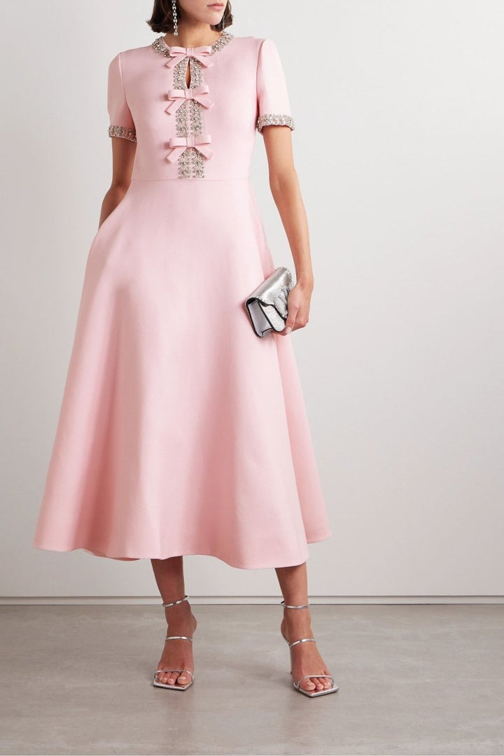 Robe midi Zoe avec nœud et ornements en cristal | Craft